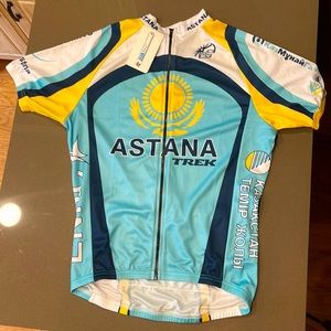 NEW Astana Cycling Jersey M